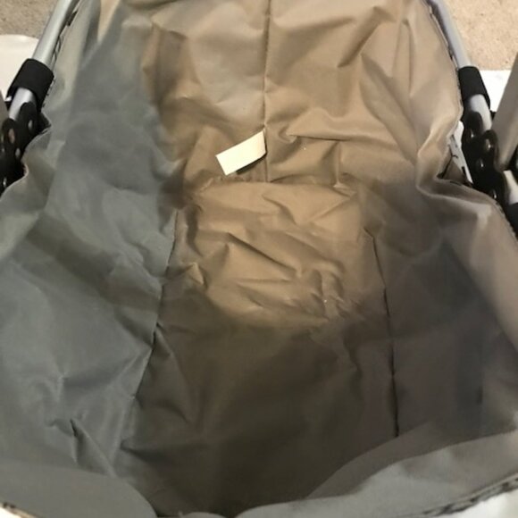 NEW Picnic Time Collapsible Basket. Insulated. Folding Aluminum Handles - Picture 4 of 4